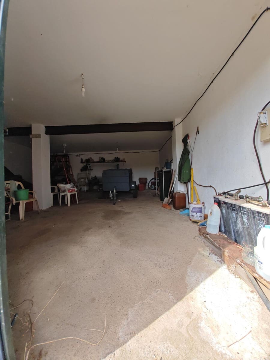 Chalet de 5 habitaciones en Hornachos en venta - 135.000 € (Ref: 9911224)