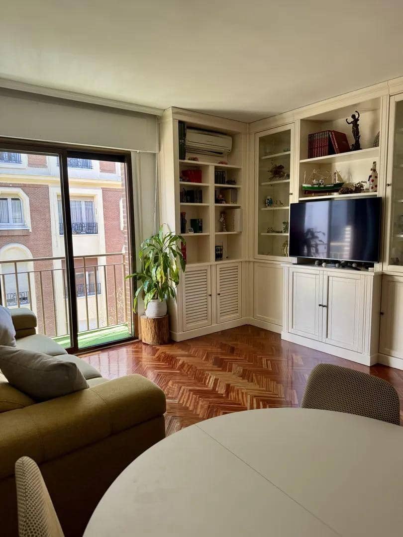 3 slaapkamer Flat te koop in Madrid stad met garage - € 935.000 (Ref: 9920598)