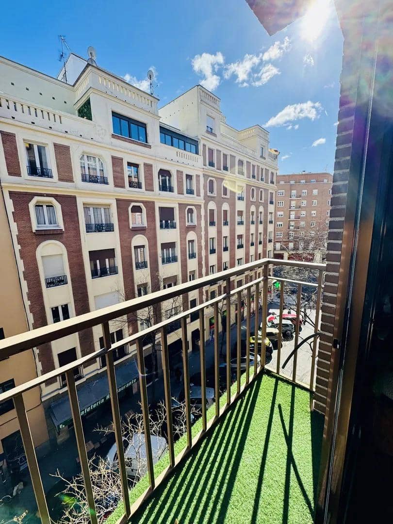 3 slaapkamer Flat te koop in Madrid stad met garage - € 935.000 (Ref: 9920598)