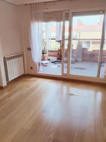 Penthouse de 2 chambres à louer à Prosperidad, Madrid ville - 2 325 € (Ref: 9920599)