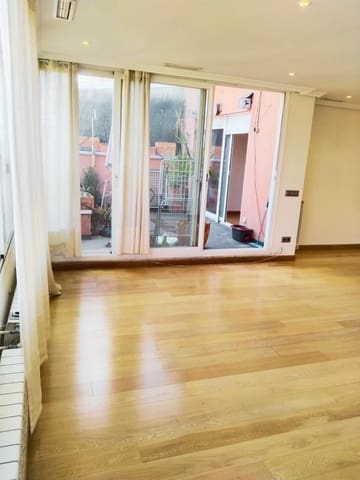 Penthouse de 2 chambres à louer à Prosperidad, Madrid ville - 2 325 € (Ref: 9920599)