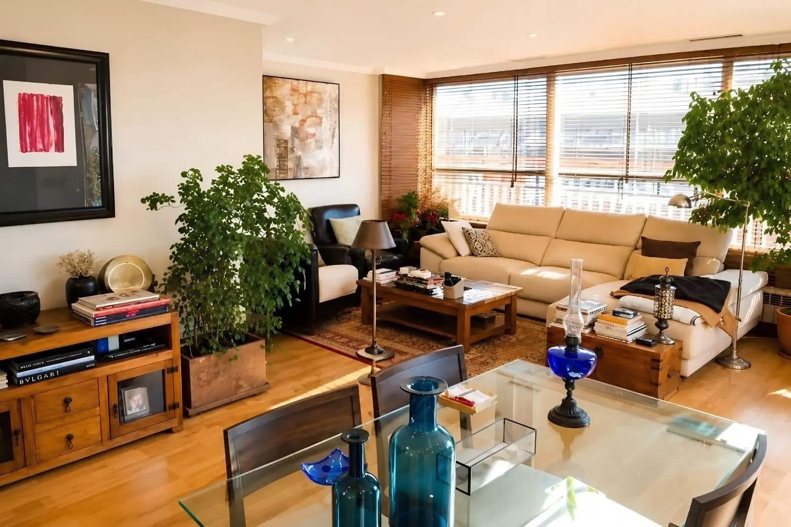 Penthouse de 2 chambres à louer à Madrid ville - 2 325 € (Ref: 9920599)
