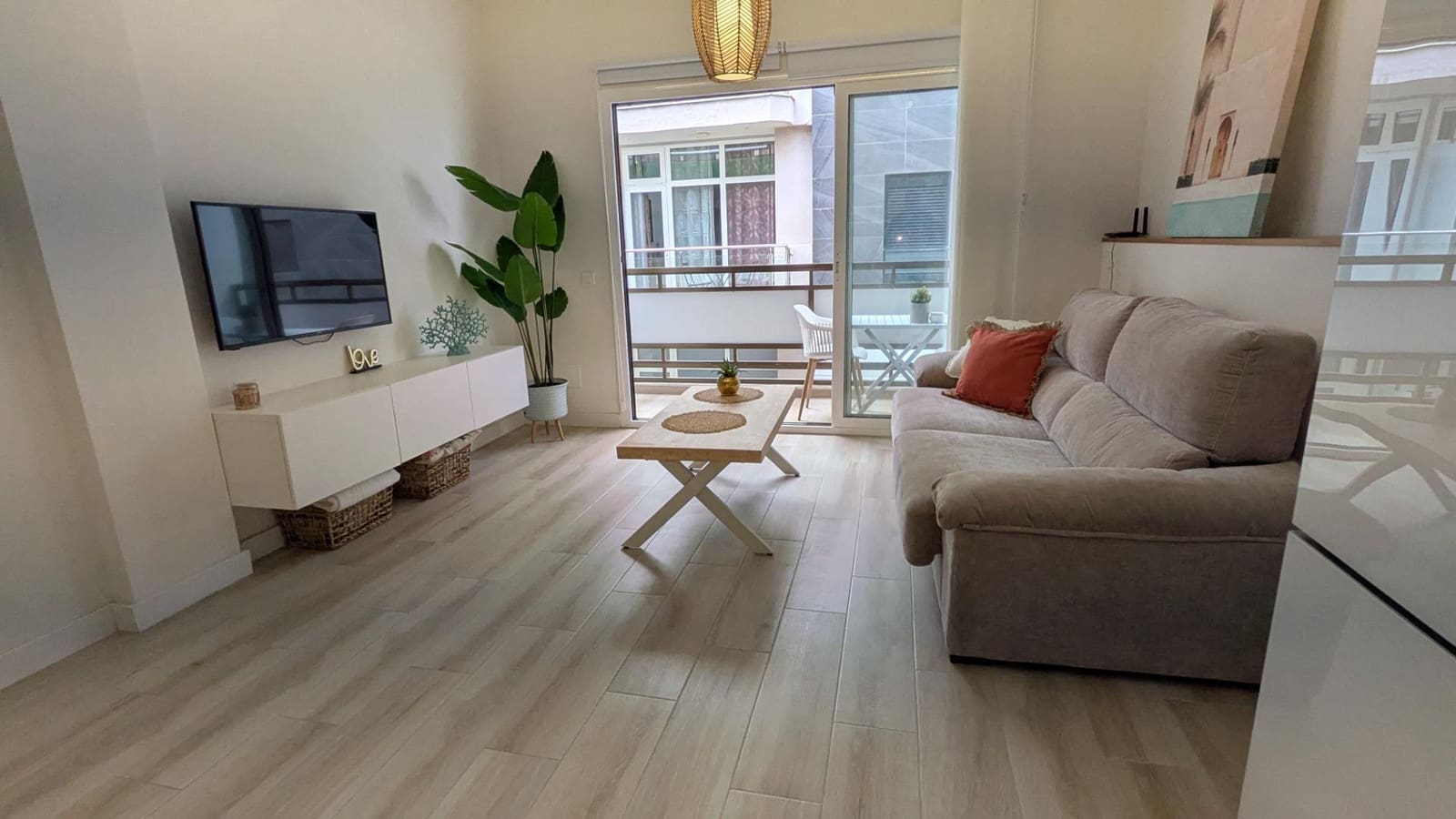 1 bedroom Flat for rent in Las Palmas de Gran Canaria - € 1,200 (Ref: 9922523)