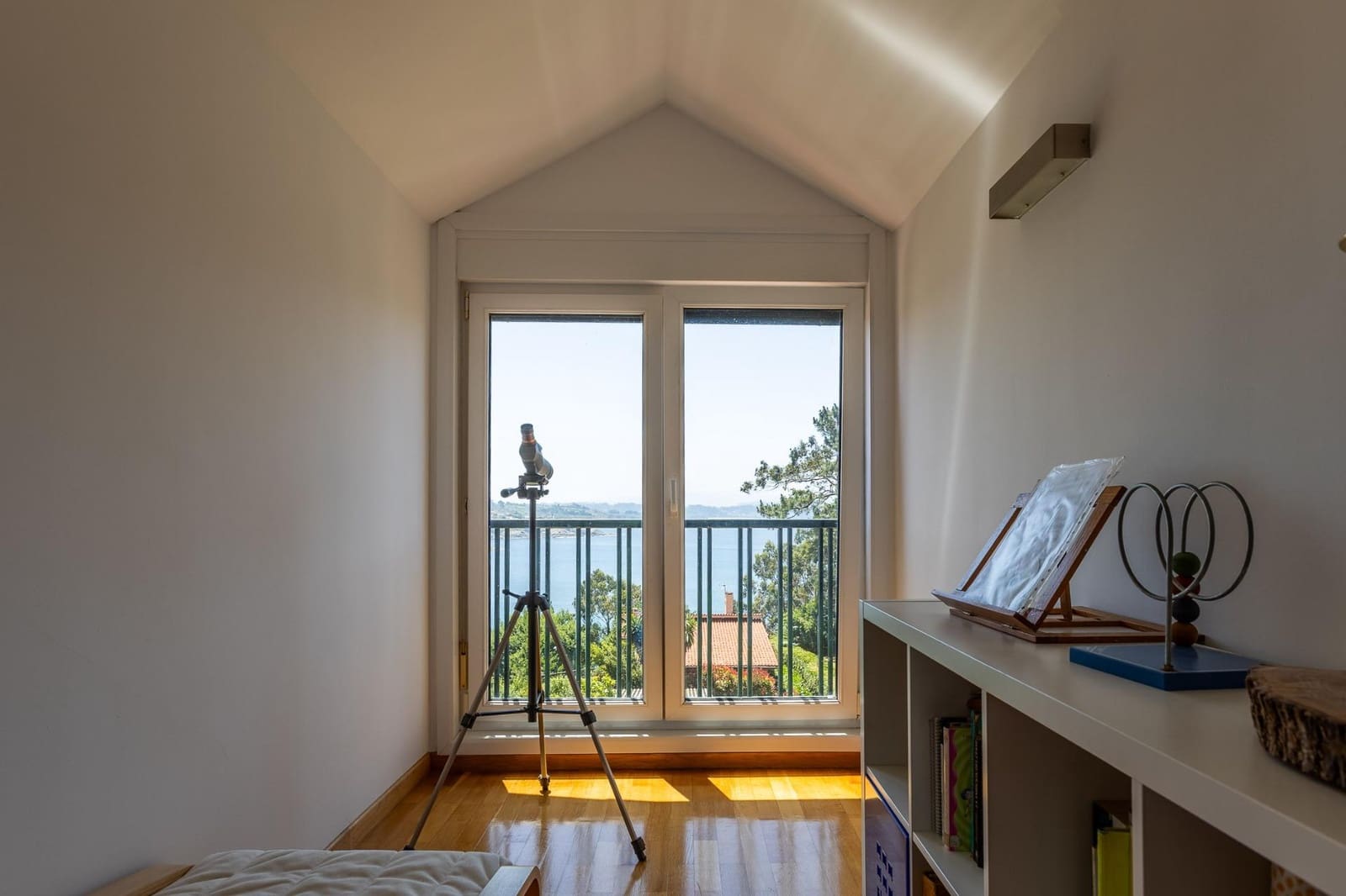 4 bedroom Villa for sale in Oleiros - € 885,000 (Ref: 9922524)