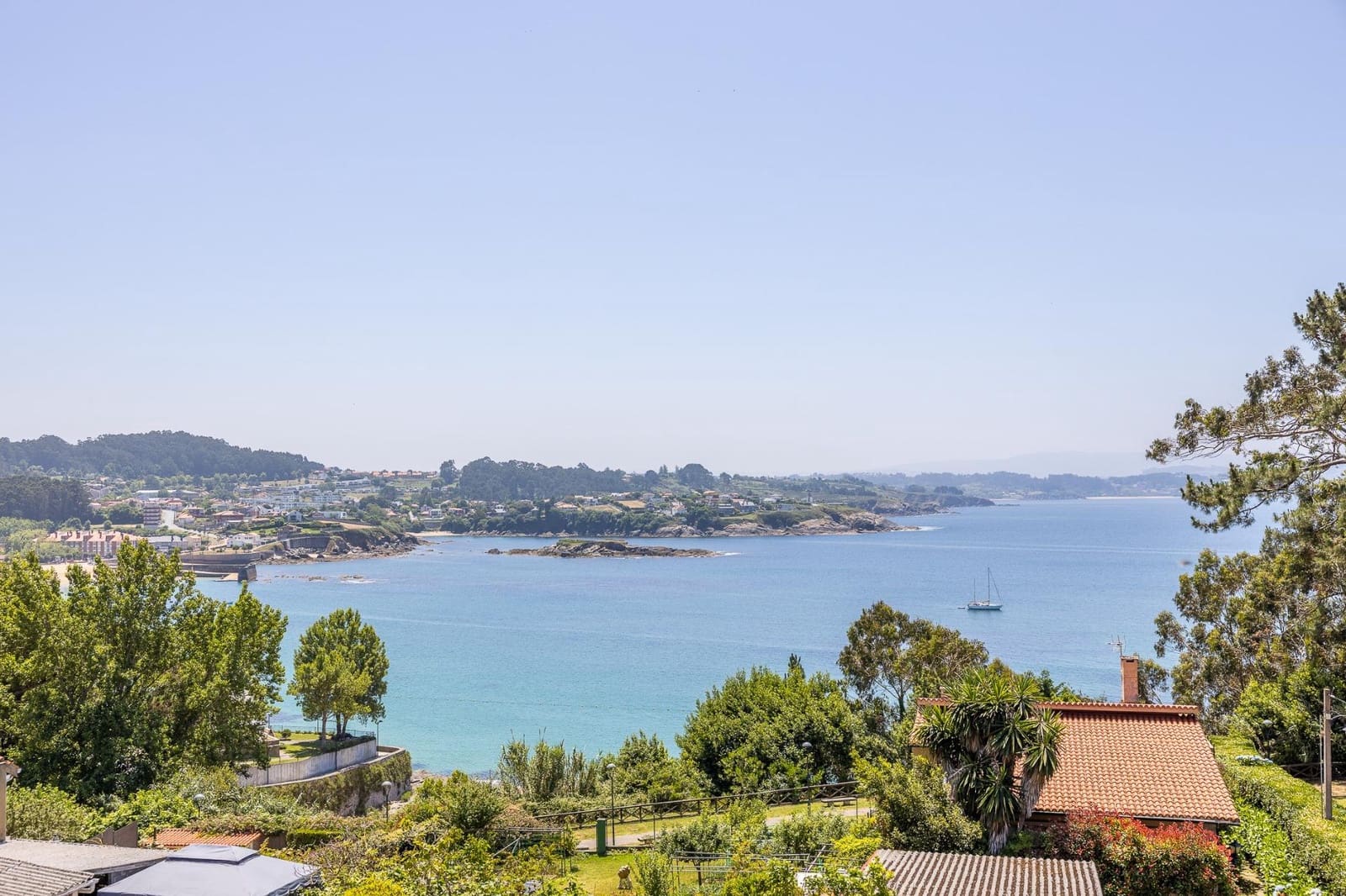 4 bedroom Villa for sale in Oleiros - € 885,000 (Ref: 9922524)