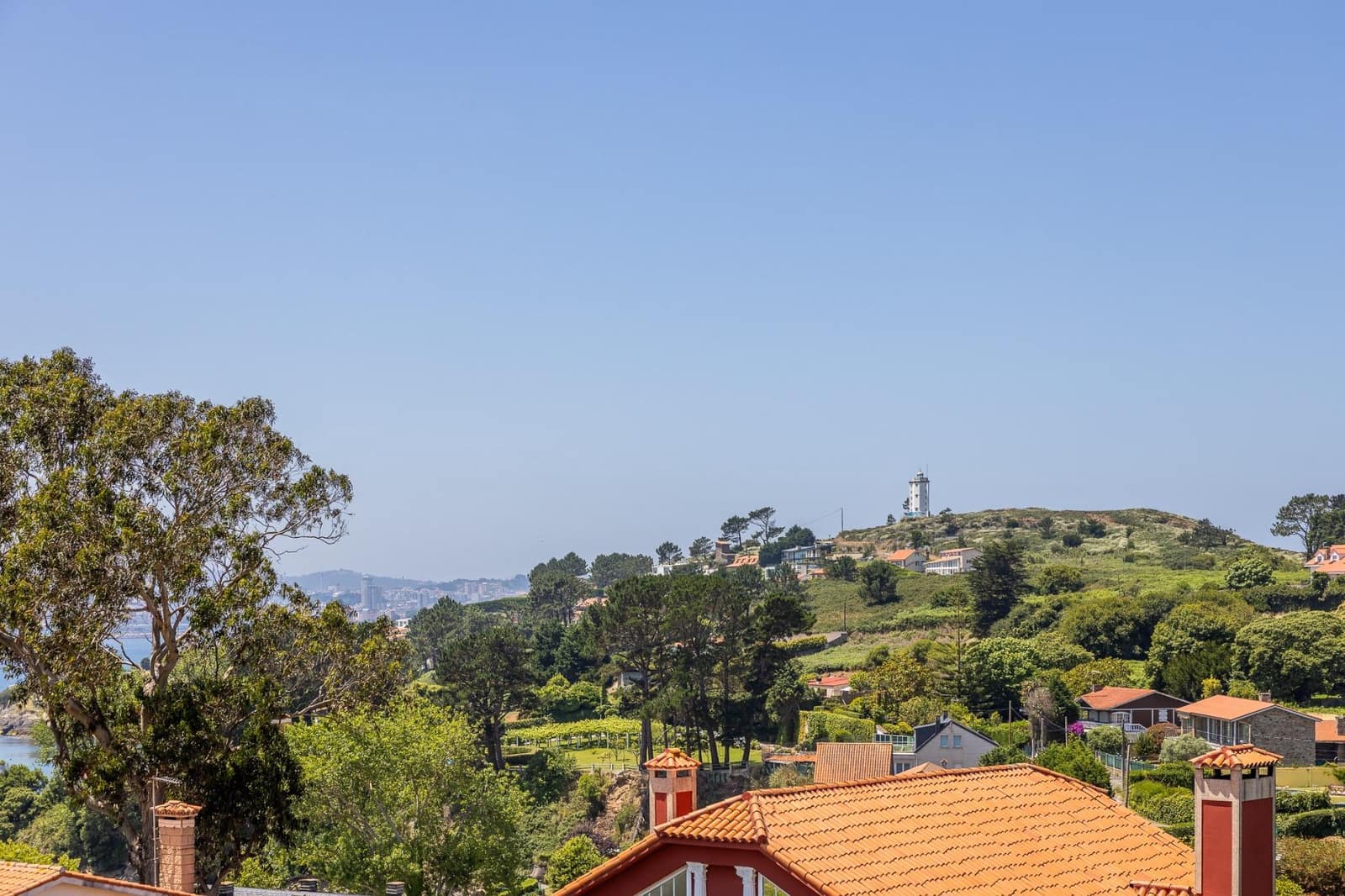 4 bedroom Villa for sale in Oleiros - € 885,000 (Ref: 9922524)