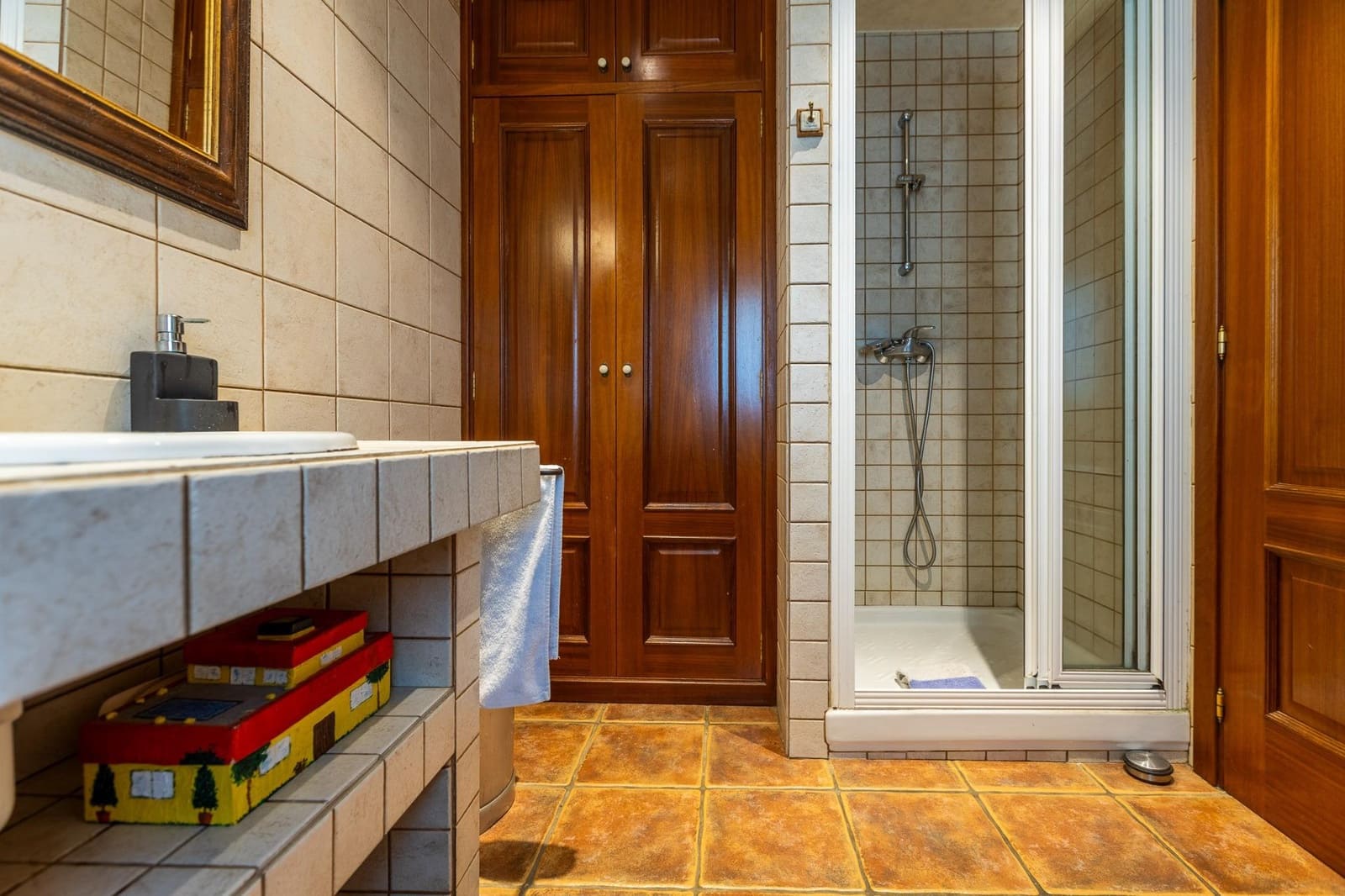4 bedroom Villa for sale in Oleiros - € 885,000 (Ref: 9922524)