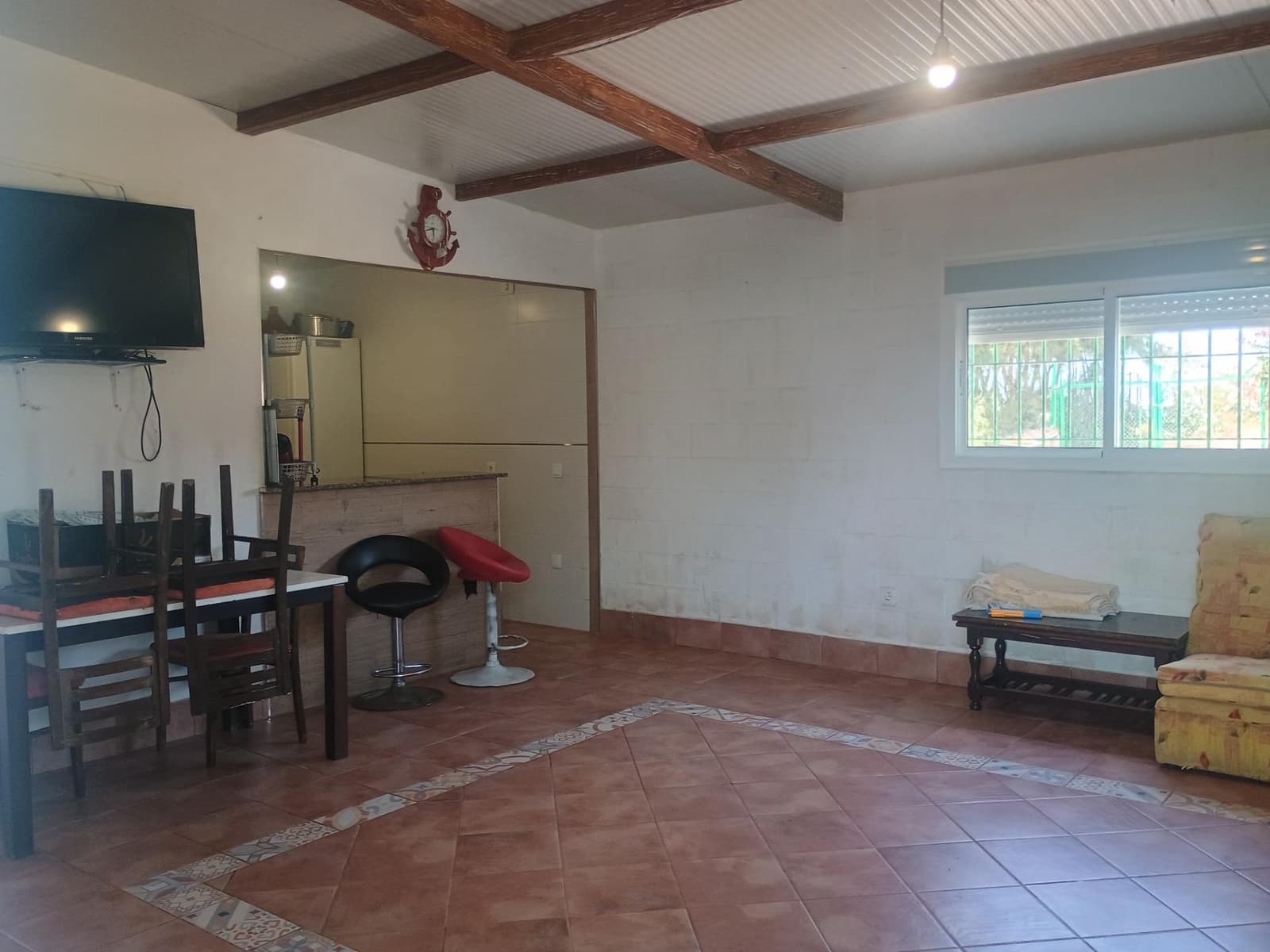 8 bedroom Villa for sale in El Rompido with garage - € 412,100 (Ref: 9922525)