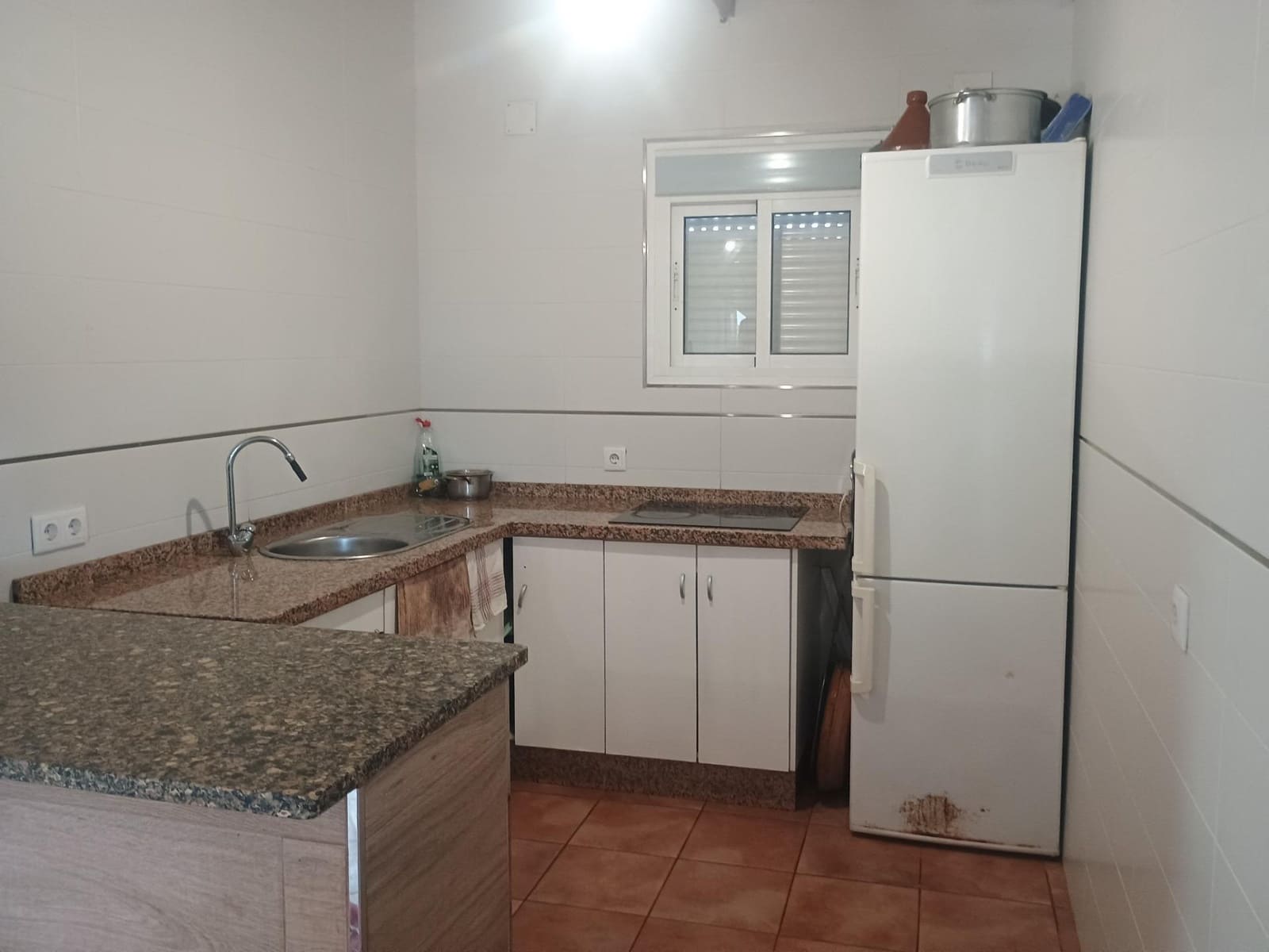 8 bedroom Villa for sale in El Rompido with garage - € 412,100 (Ref: 9922525)