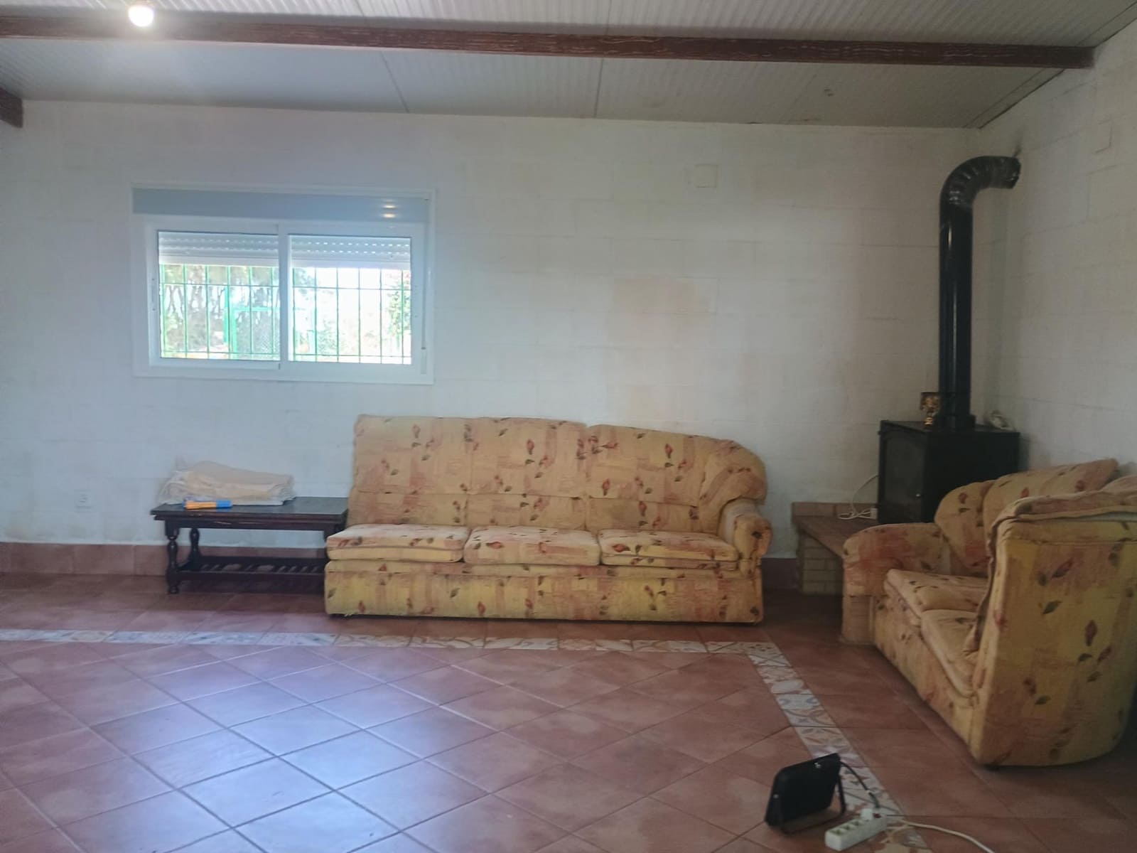 8 bedroom Villa for sale in El Rompido with garage - € 412,100 (Ref: 9922525)