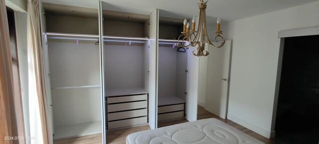 3 sovrum Lägenhet att hyra i Centro, Las Palmas de Gran Canaria med garage - 1 700 € (Ref: 9924738)