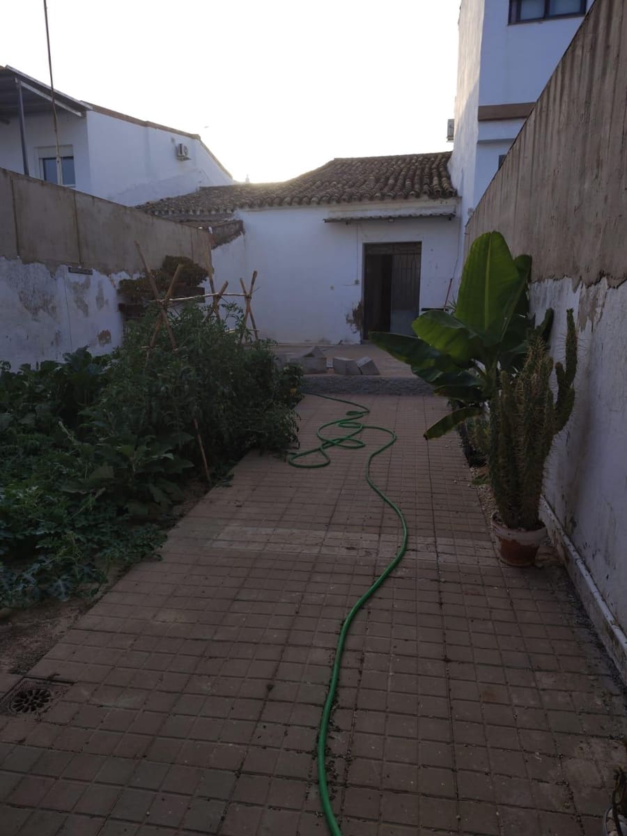 5 bedroom Terraced Villa for sale in Chucena - € 128,000 (Ref: 9929546)