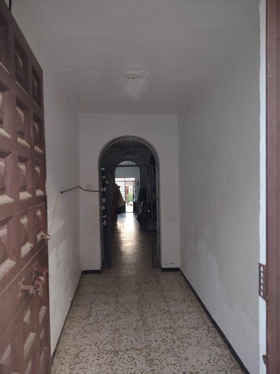 5 bedroom Terraced Villa for sale in Chucena - € 128,000 (Ref: 9929546)