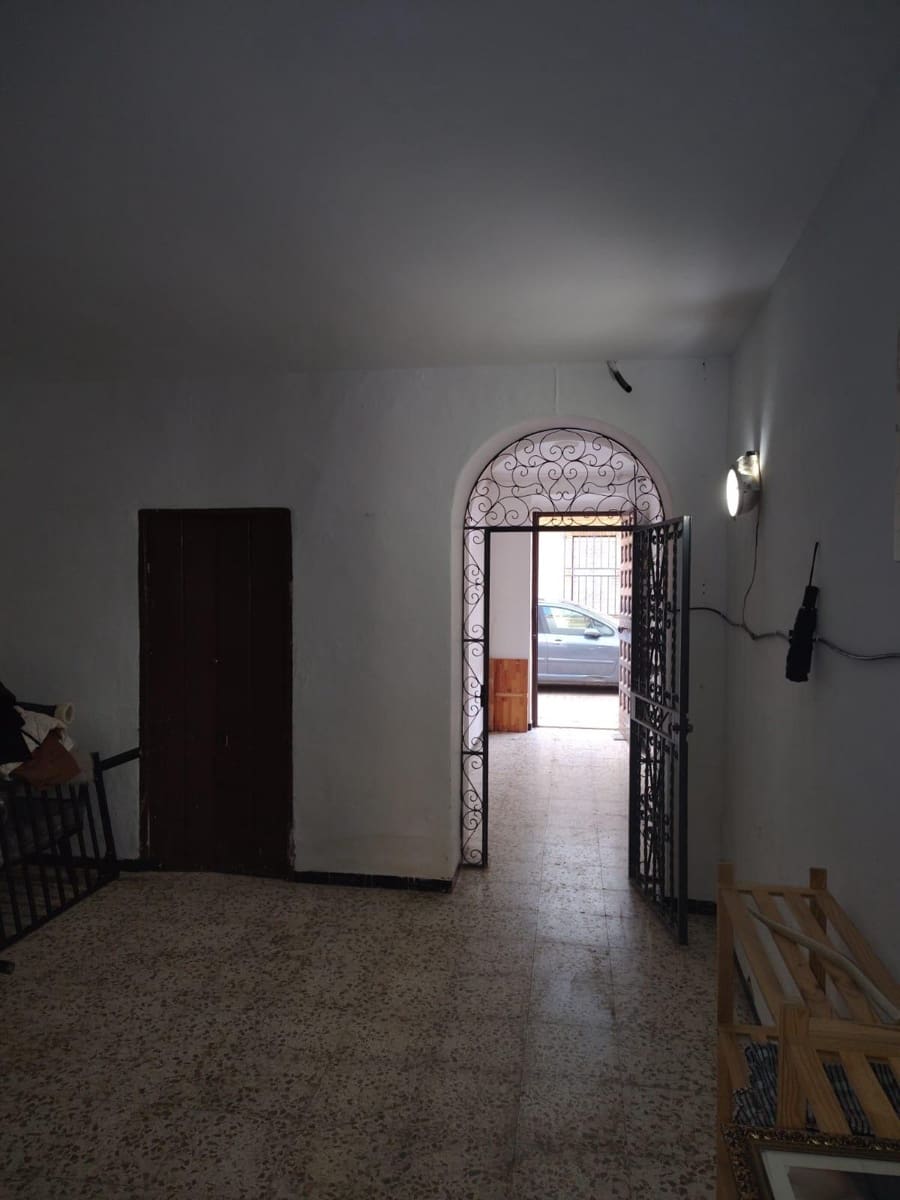 5 bedroom Terraced Villa for sale in Chucena - € 128,000 (Ref: 9929546)
