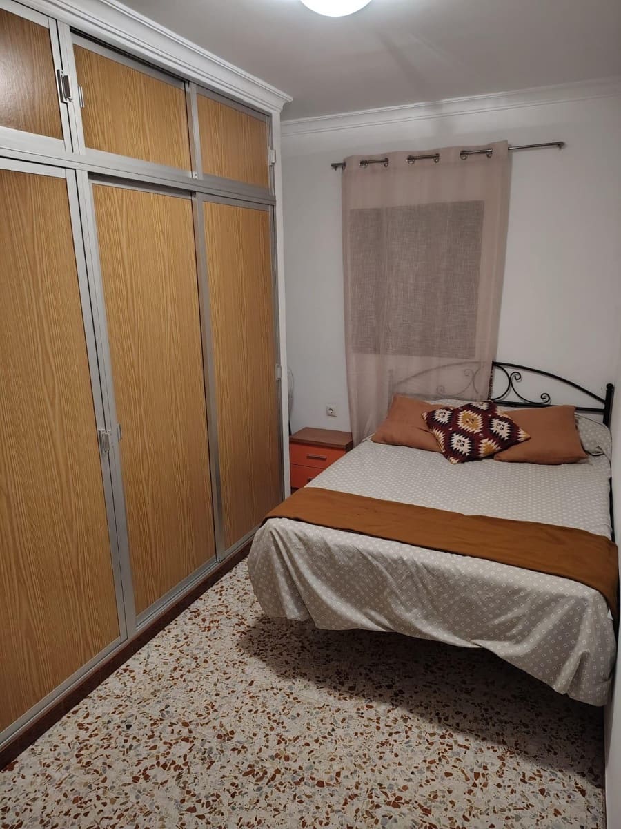 5 bedroom Terraced Villa for sale in Chucena - € 128,000 (Ref: 9929546)