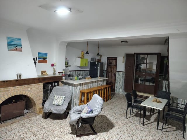 5 slaapkamer Rijtjeshuis te koop in Chucena - € 128.000 (Ref: 9929546)