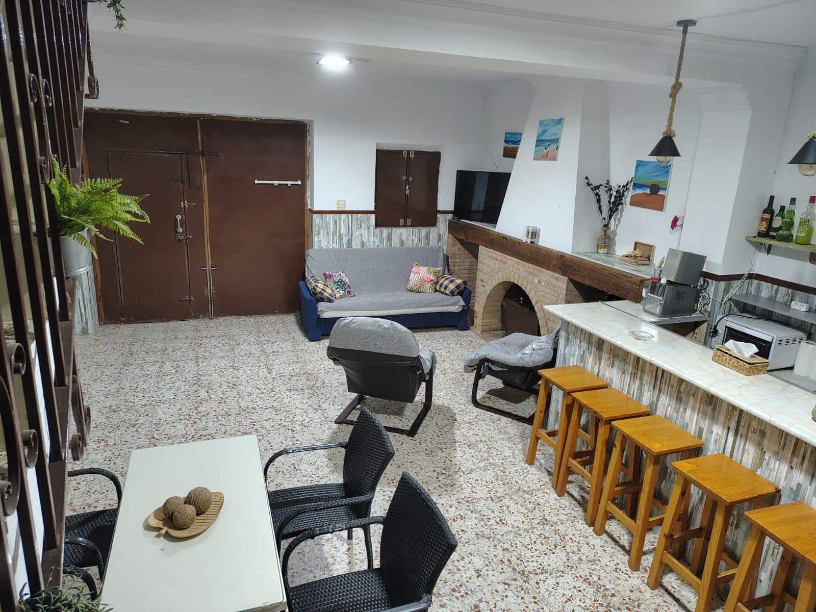 5 bedroom Terraced Villa for sale in Chucena - € 128,000 (Ref: 9929546)