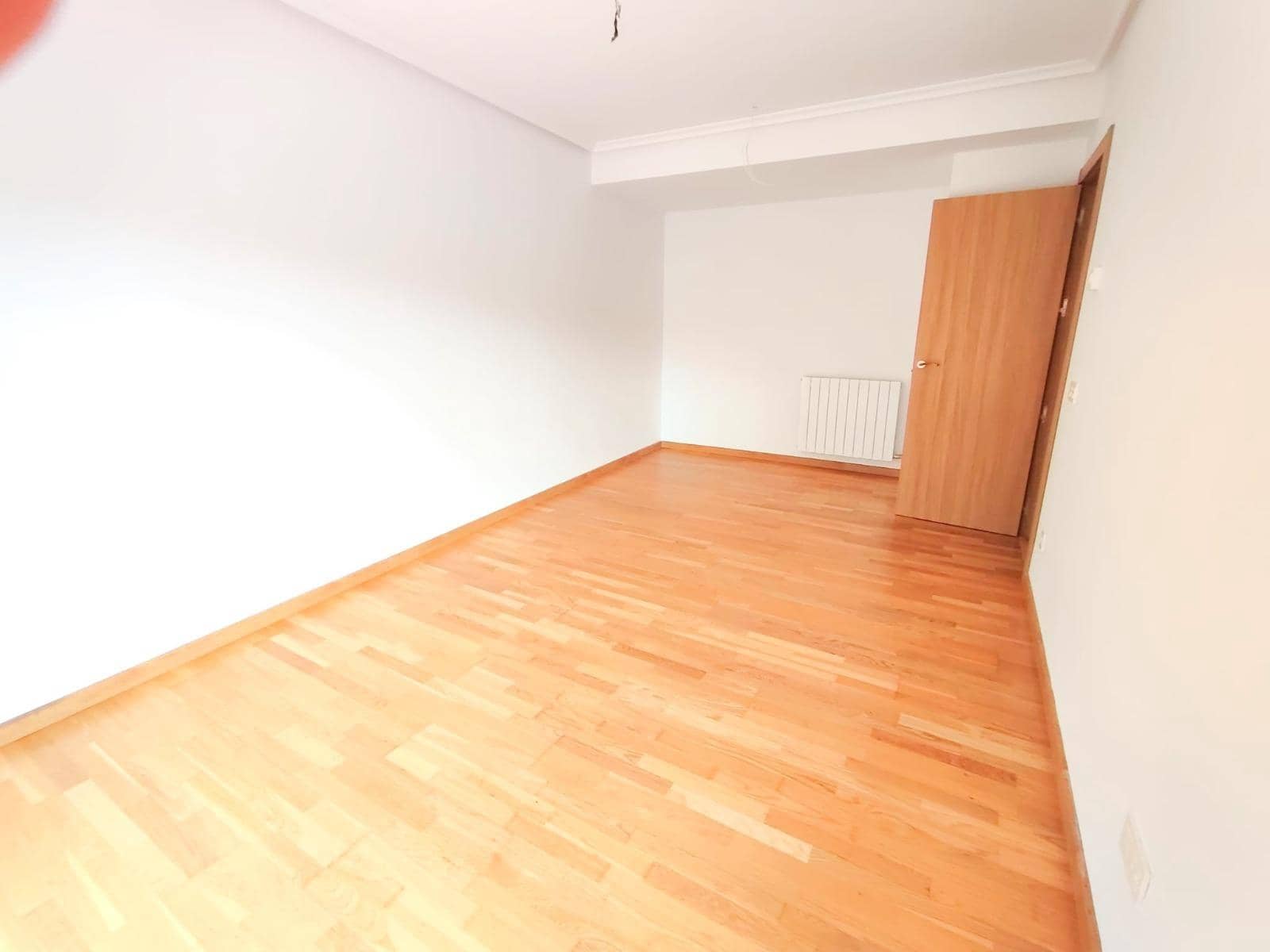 2 bedroom Flat for sale in Villamediana de Iregua - € 185,000 (Ref: 9934372)