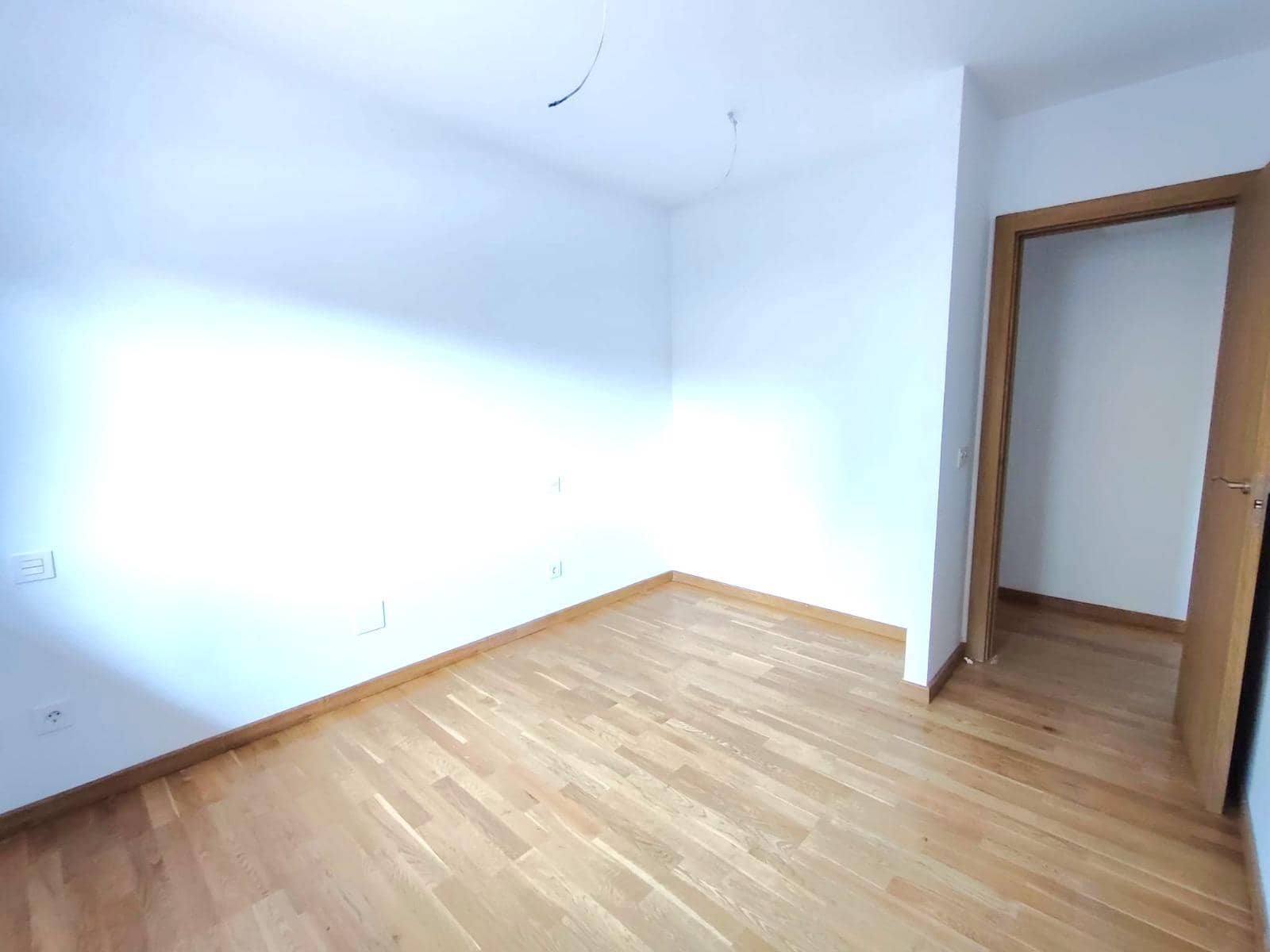 2 bedroom Flat for sale in Villamediana de Iregua - € 185,000 (Ref: 9934372)
