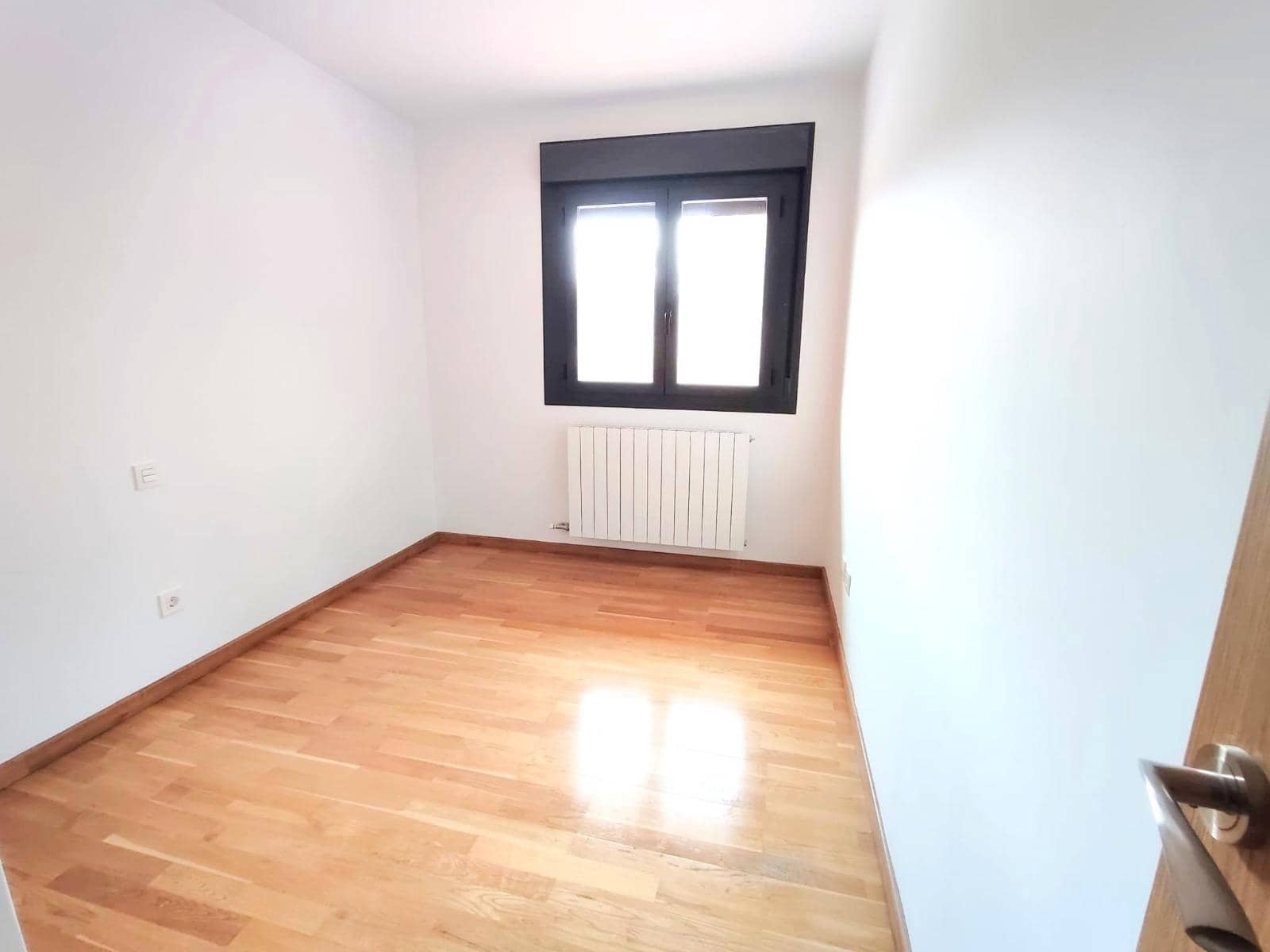 2 bedroom Flat for sale in Villamediana de Iregua - € 185,000 (Ref: 9934372)