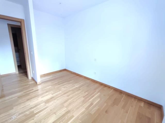 2 bedroom Flat for sale in Villamediana de Iregua - € 185,000 (Ref: 9934372)