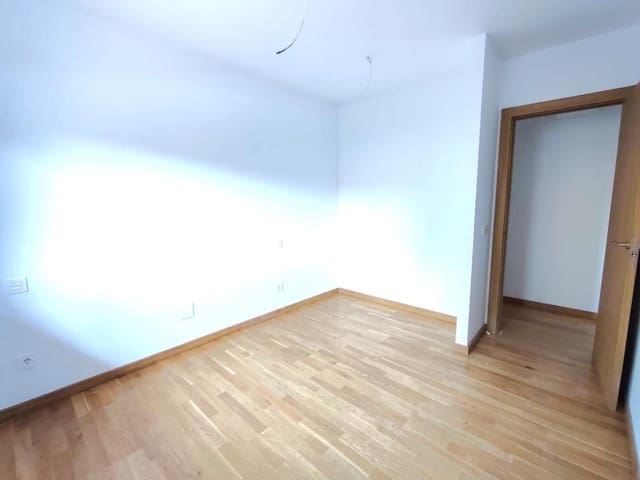 2 bedroom Flat for sale in Villamediana de Iregua - € 185,000 (Ref: 9934372)