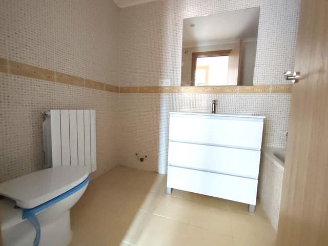 2 bedroom Flat for sale in Villamediana de Iregua - € 185,000 (Ref: 9934372)
