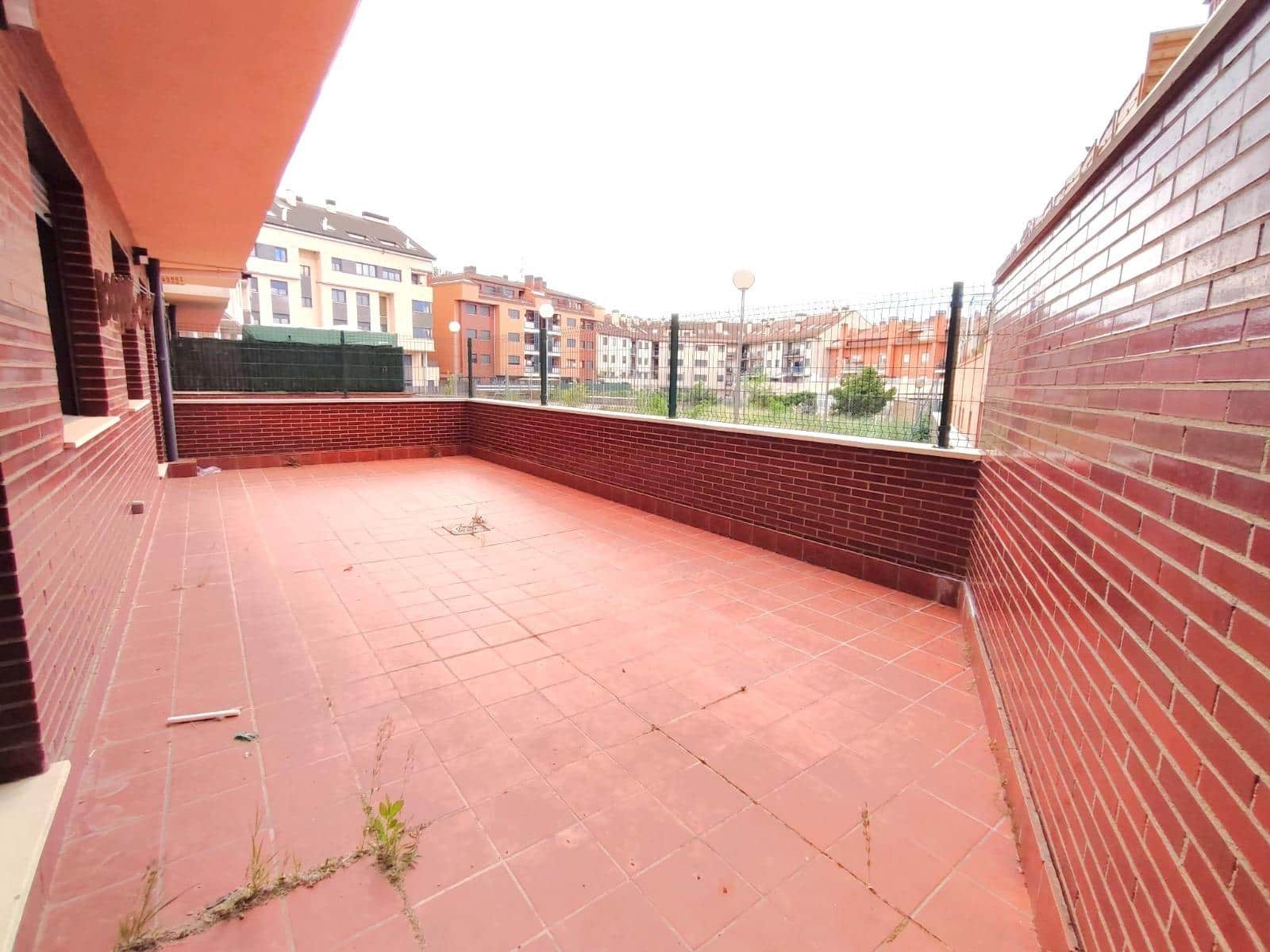 2 bedroom Flat for sale in Villamediana de Iregua - € 185,000 (Ref: 9934372)
