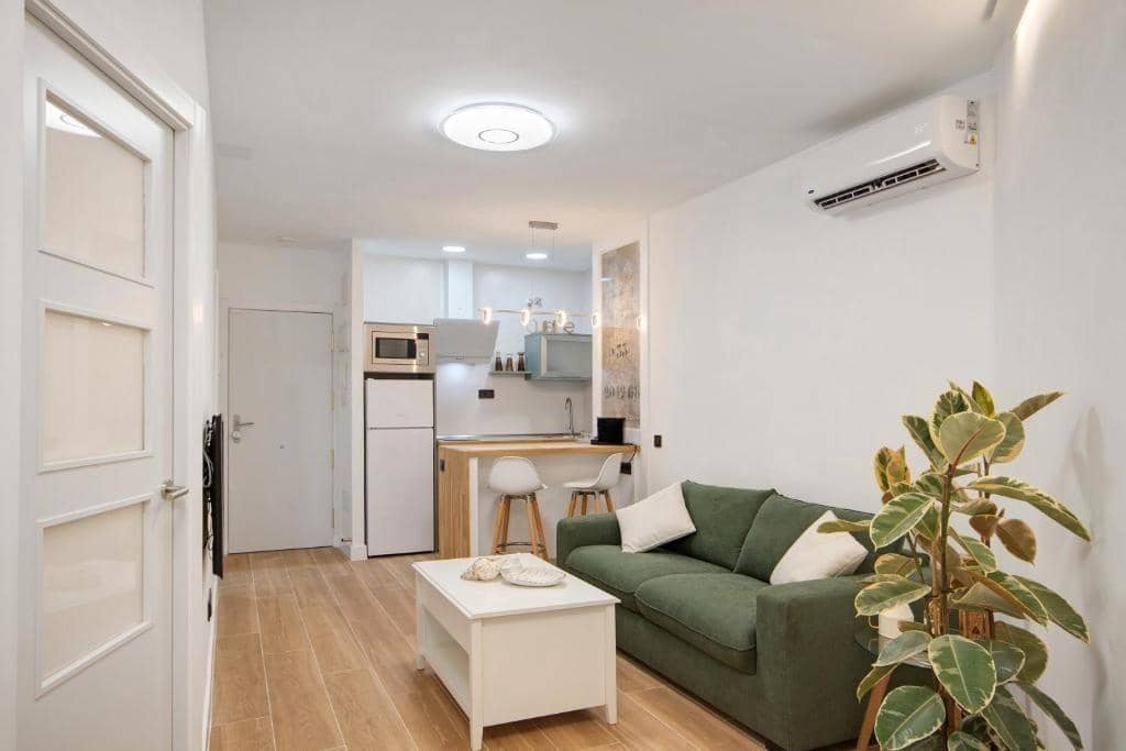 1 bedroom Flat for sale in Las Palmas de Gran Canaria - € 225,000 (Ref: 9936545)
