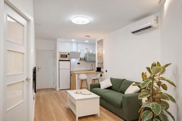 1 quarto Apartamento para venda em Las Palmas de Gran Canaria - 225 000 € (Ref: 9936545)