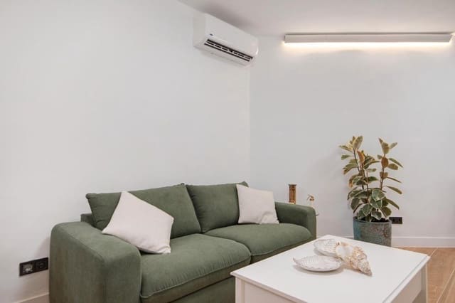 1 quarto Apartamento para venda em Las Palmas de Gran Canaria - 225 000 € (Ref: 9936545)