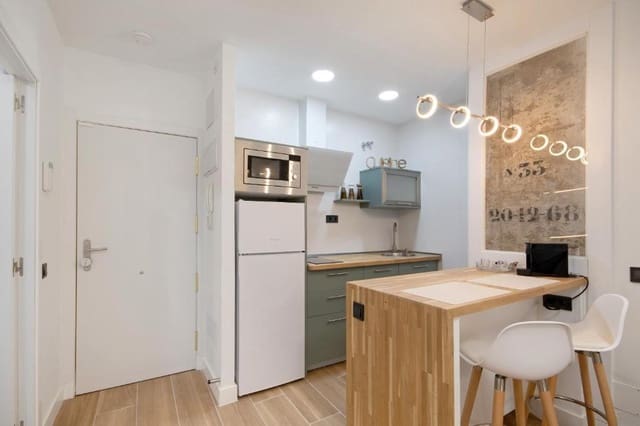 1 quarto Apartamento para venda em Las Palmas de Gran Canaria - 225 000 € (Ref: 9936545)