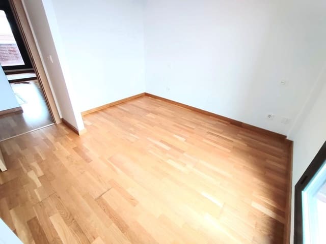 3 bedroom Apartment for sale in Villamediana de Iregua - € 199,000 (Ref: 9936546)