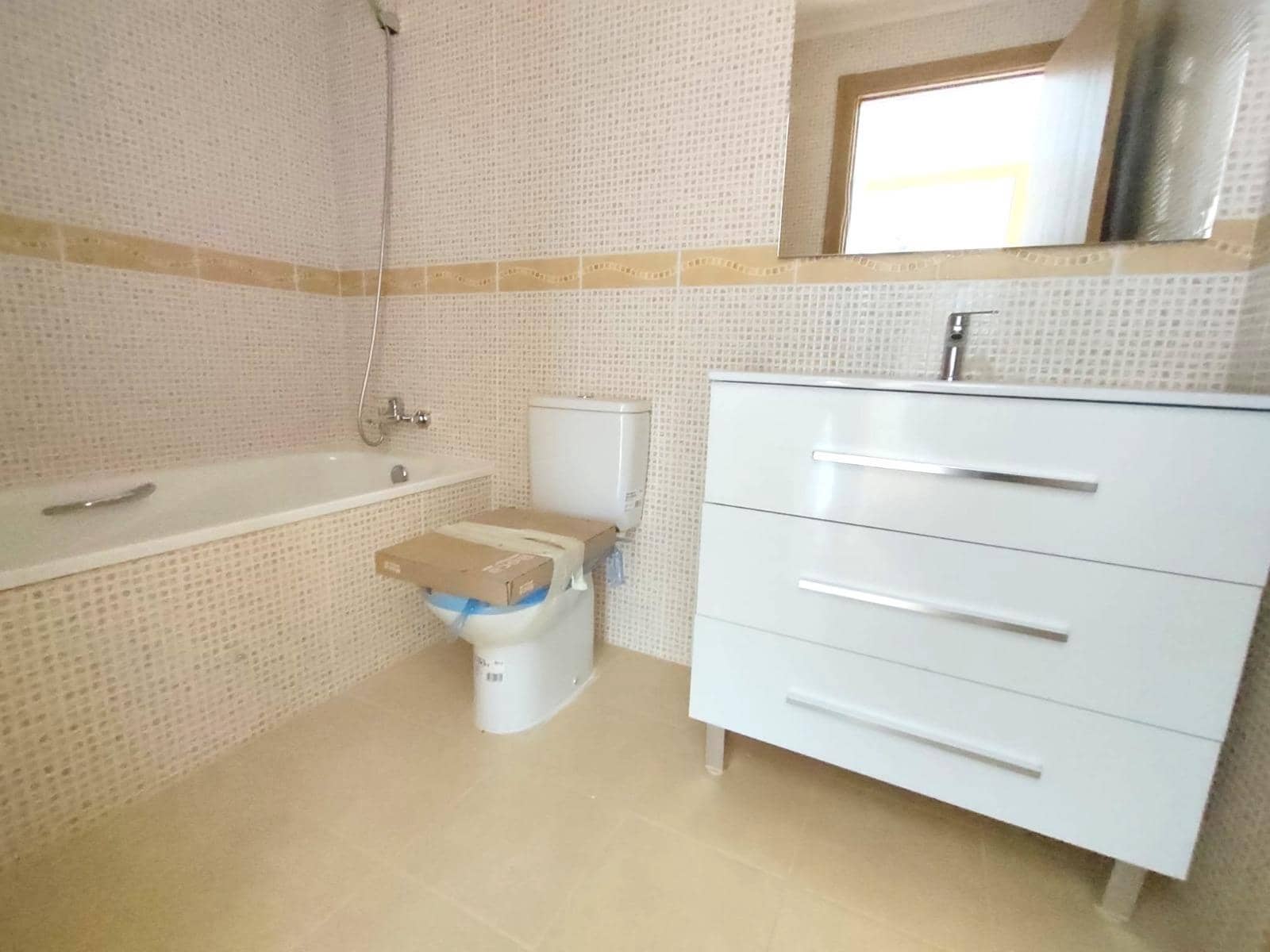 3 bedroom Apartment for sale in Villamediana de Iregua - € 199,000 (Ref: 9936546)