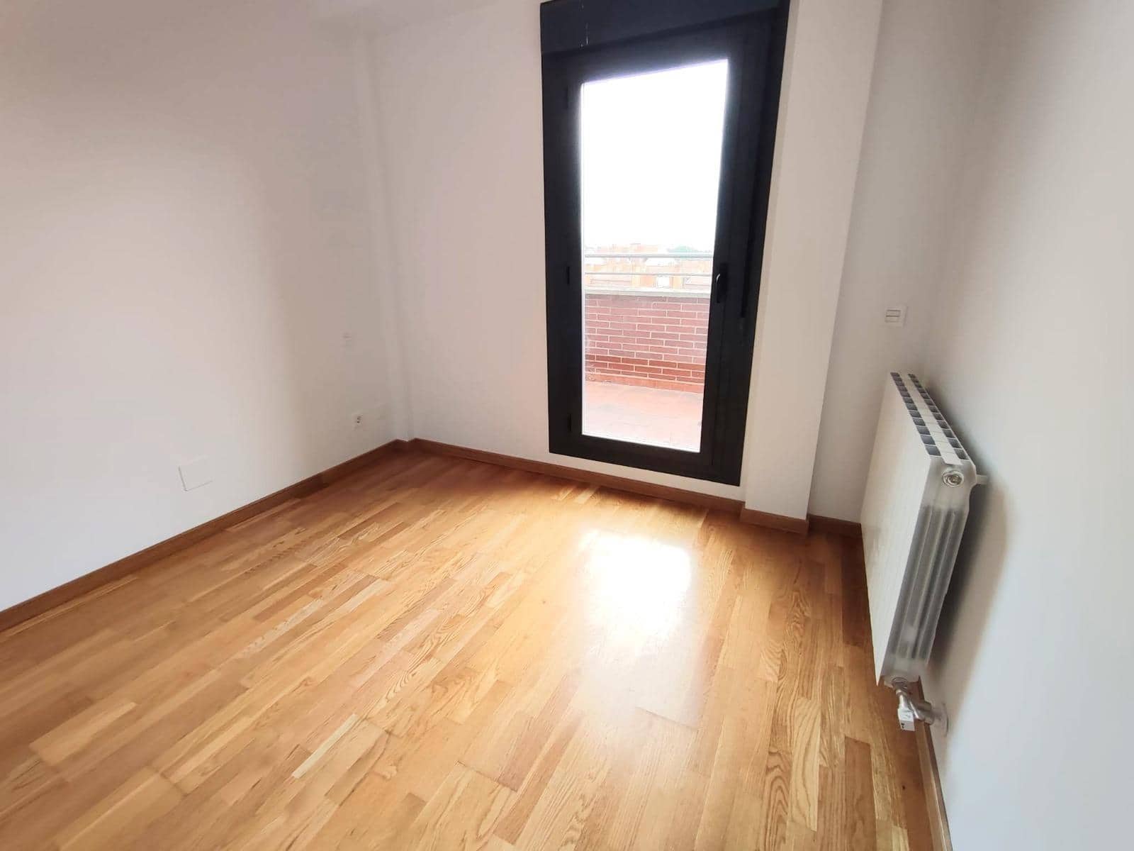 3 bedroom Apartment for sale in Villamediana de Iregua - € 199,000 (Ref: 9936546)