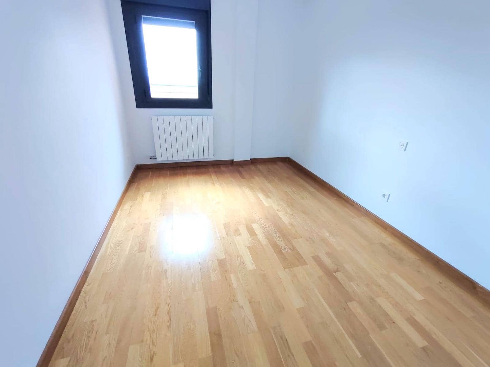 3 bedroom Apartment for sale in Villamediana de Iregua - € 199,000 (Ref: 9936546)