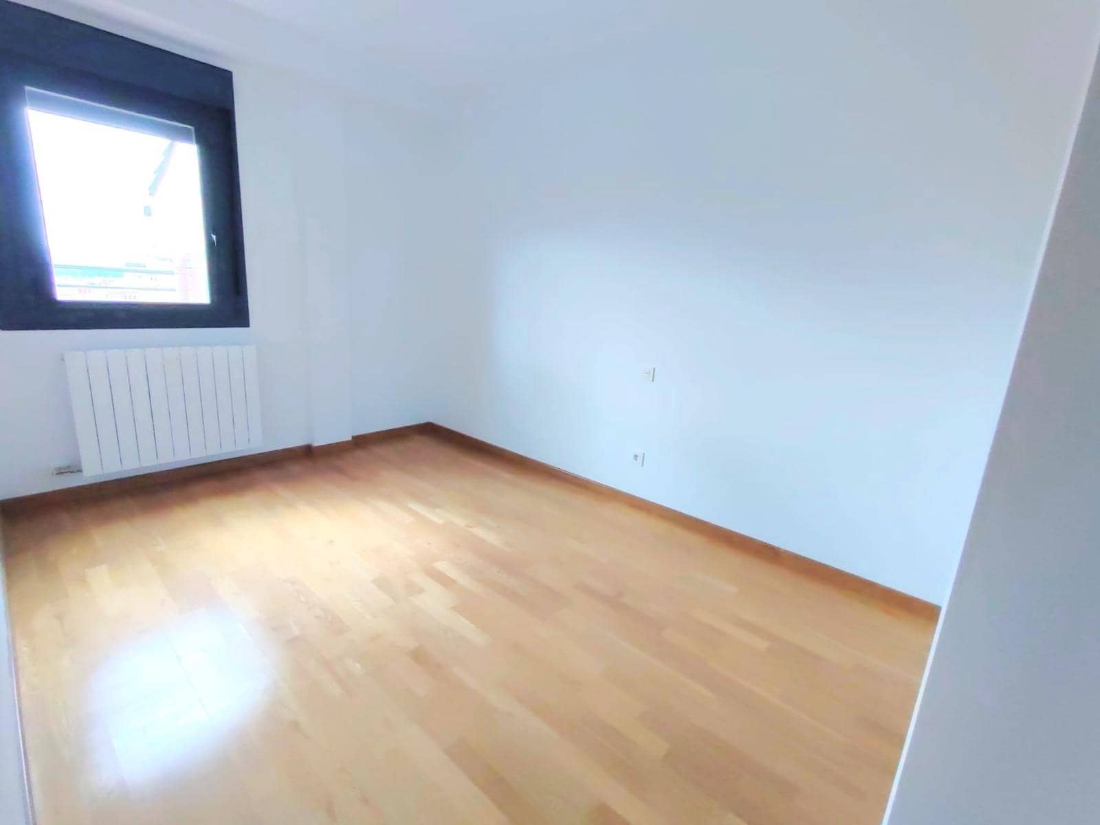 3 bedroom Apartment for sale in Villamediana de Iregua - € 199,000 (Ref: 9936546)