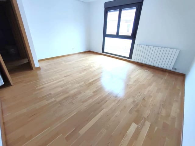 3 bedroom Apartment for sale in Villamediana de Iregua - € 199,000 (Ref: 9936546)