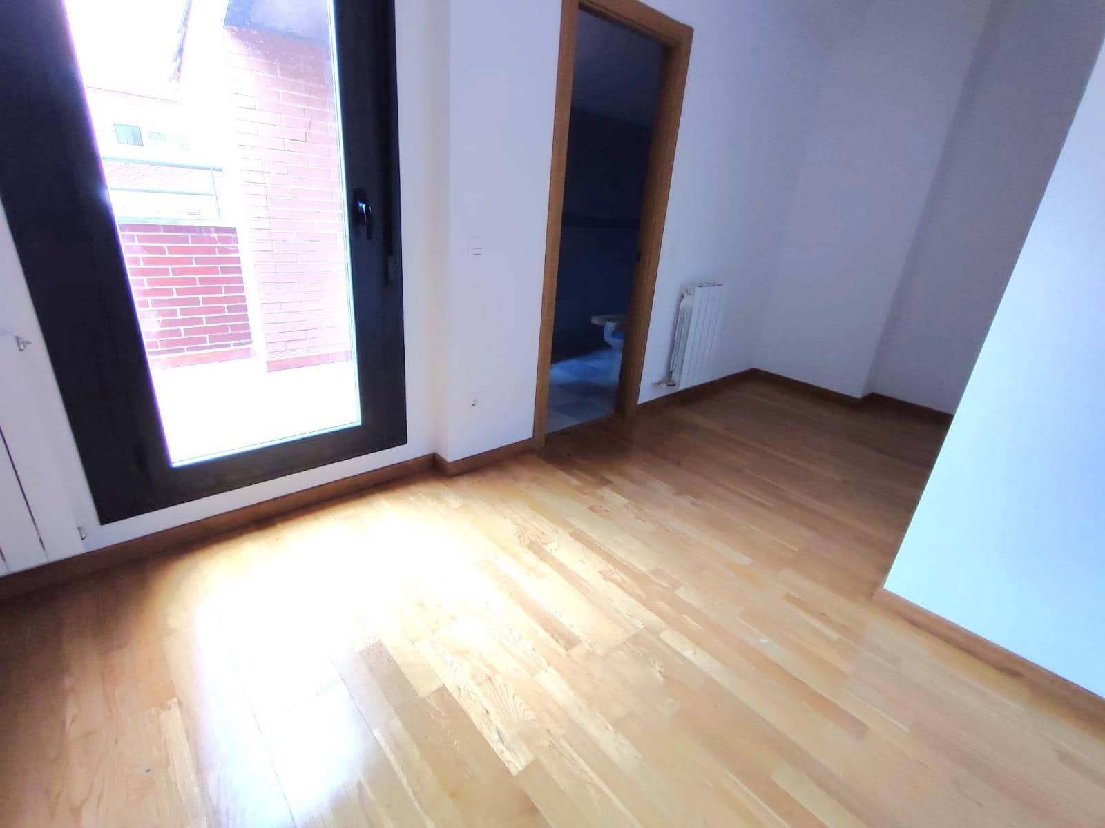 3 bedroom Apartment for sale in Villamediana de Iregua - € 199,000 (Ref: 9936546)