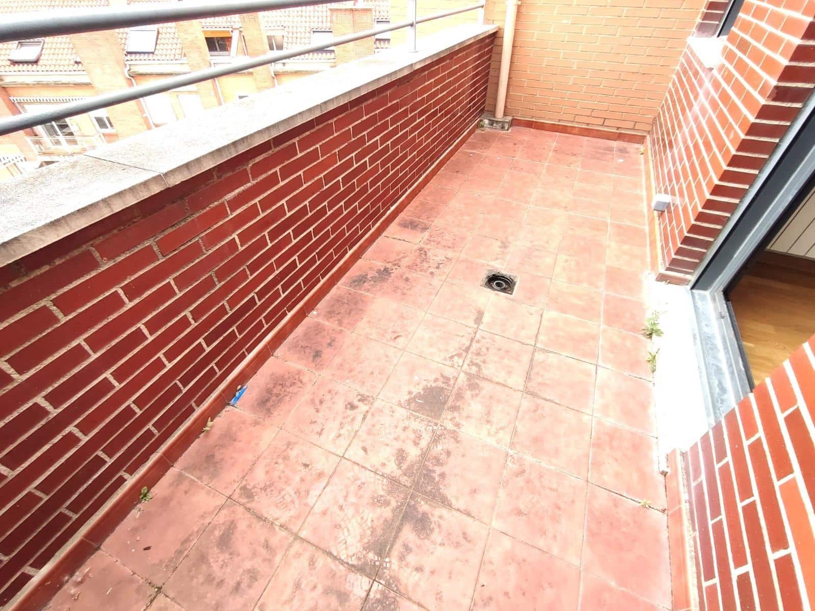 3 bedroom Apartment for sale in Villamediana de Iregua - € 199,000 (Ref: 9936546)