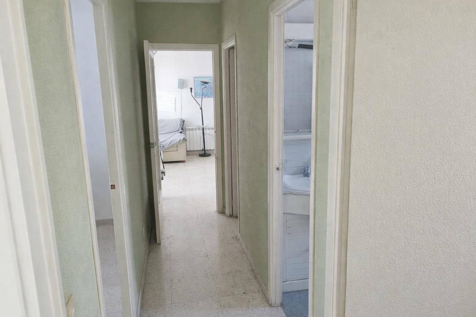 3 sovrum Lägenhet till salu i Alicante stad med pool garage - 180 000 € (Ref: 9936548)