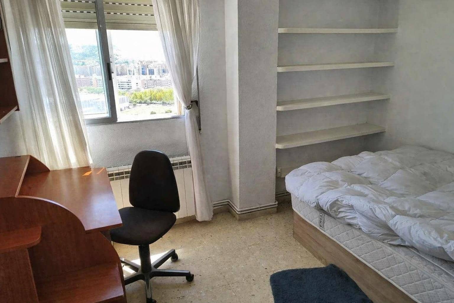 3 sovrum Lägenhet till salu i Alicante stad med pool garage - 180 000 € (Ref: 9936548)