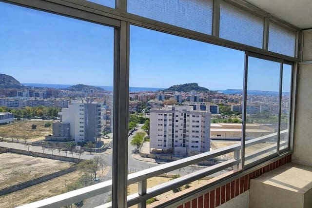 3 sovrum Lägenhet till salu i Alicante stad med pool garage - 180 000 € (Ref: 9936548)