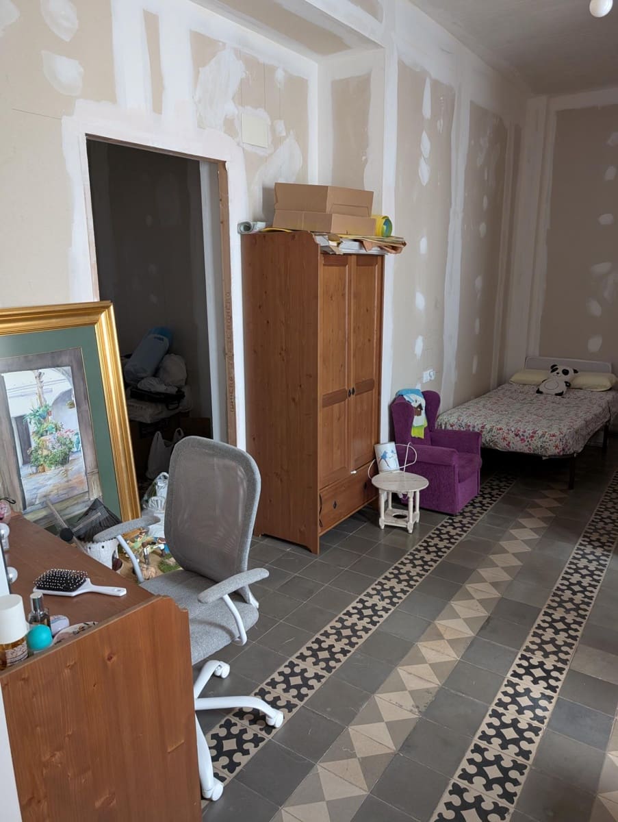 4 bedroom Townhouse for sale in Don Benito - € 229,000 (Ref: 9938361)
