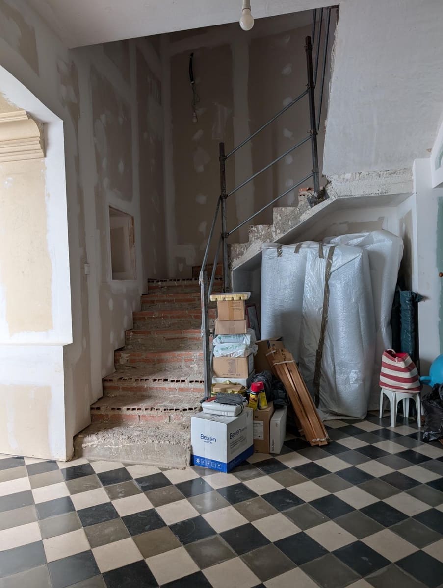 4 bedroom Townhouse for sale in Don Benito - € 229,000 (Ref: 9938361)