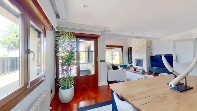 4 soveværelse Villa til salg i Berango med swimmingpool garage - € 1.699.990 (Ref: 9940328)