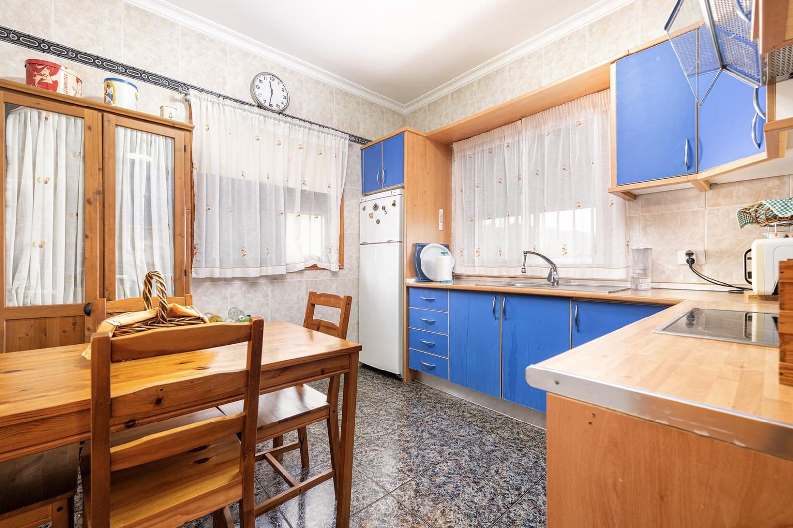 3 bedroom Villa for sale in Valsequillo with garage - € 350,000 (Ref: 9940329)