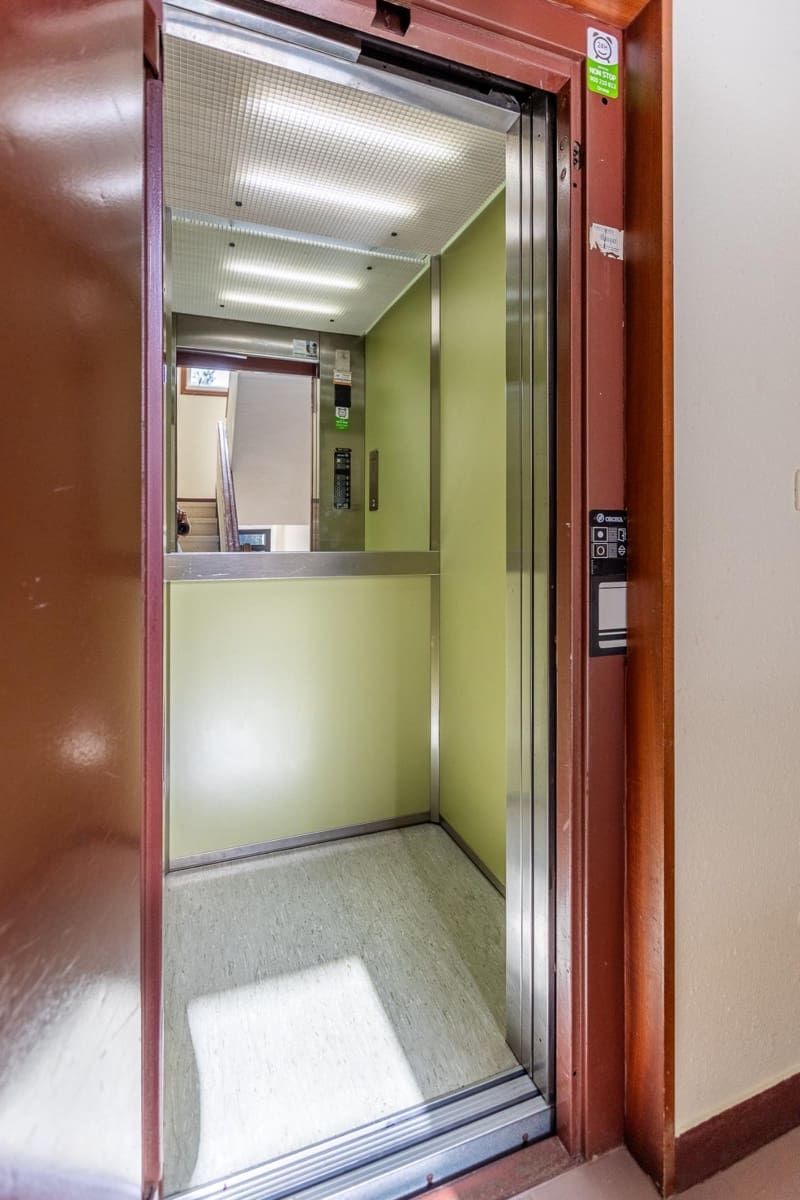 4 bedroom Flat for sale in Oleiros - € 320,000 (Ref: 9940332)