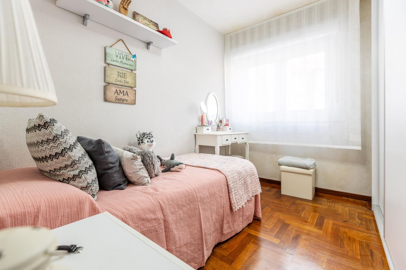 4 bedroom Flat for sale in Oleiros - € 320,000 (Ref: 9940332)