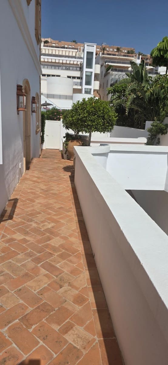 7 soverom Villa til salgs i Mojacar med svømmebasseng - € 2 900 000 (Ref: 9944183)